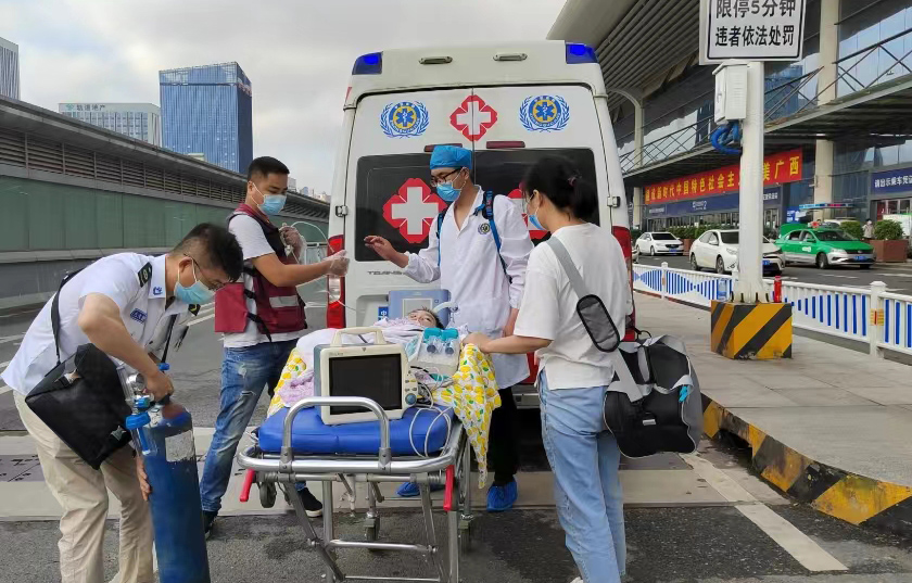 阿里救护车出租公司